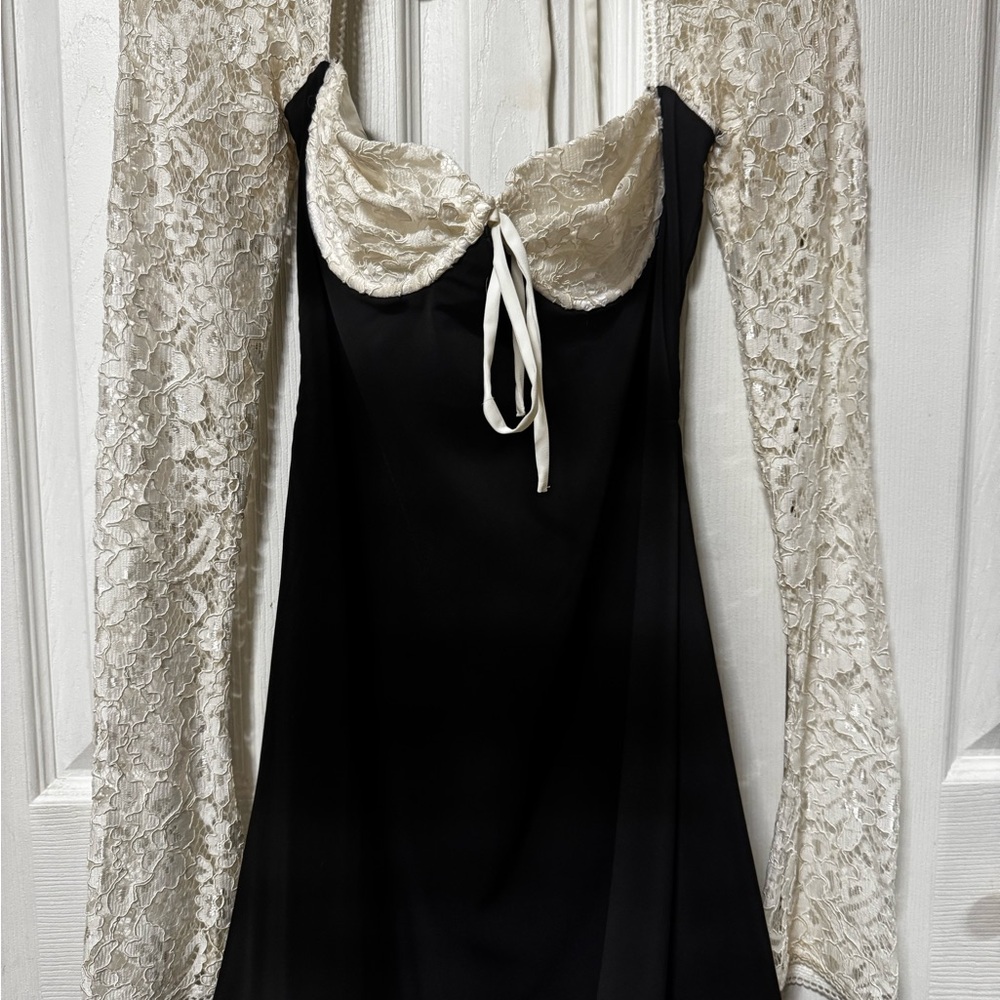 Elegant Black and Cream Lace dress